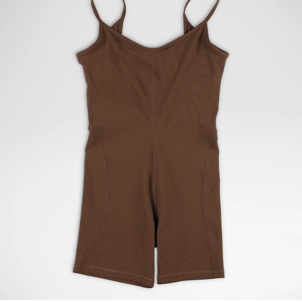 Lululemon Ribbed Contoured Unitard 6" - Picture 2 of 5